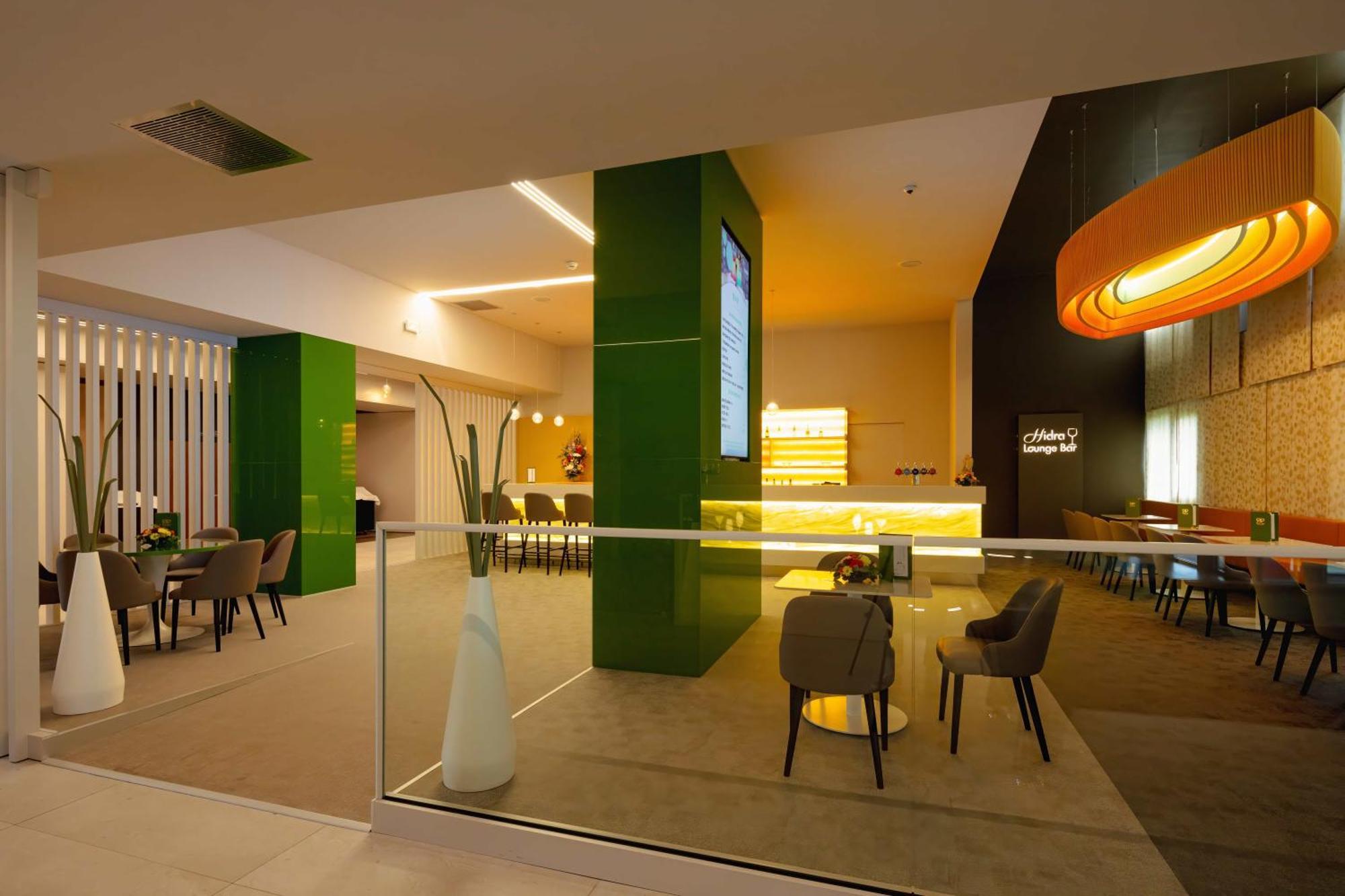 Hotel Plaza - Site Du Futuroscope Chasseneuil-du-Poitou Dış mekan fotoğraf